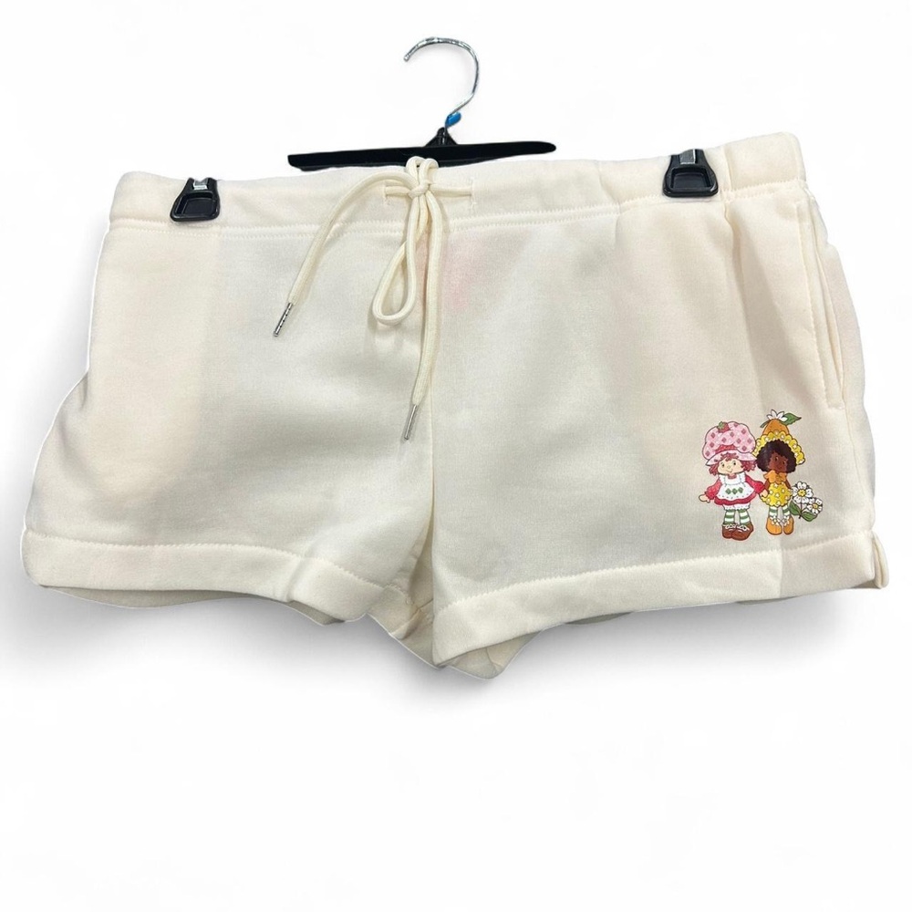 Cream Strawberry Shortcake Design Short Shorts
